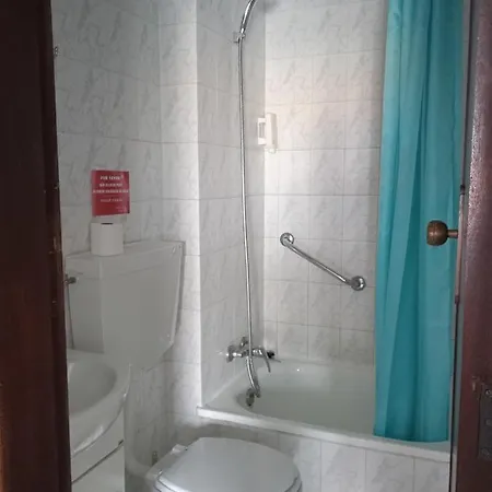 Canadian Star Guest house *